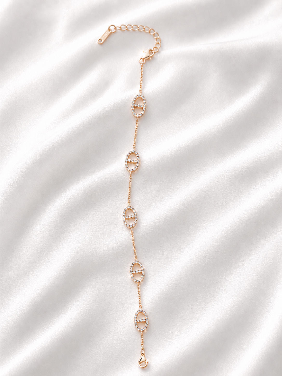 Lumivelle Circle Armband